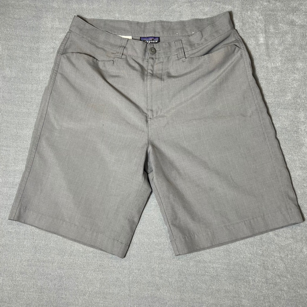 Patagonia Mens Grey Technical Flat Front Shorts Size 34 Hiking Casual Outdoor
